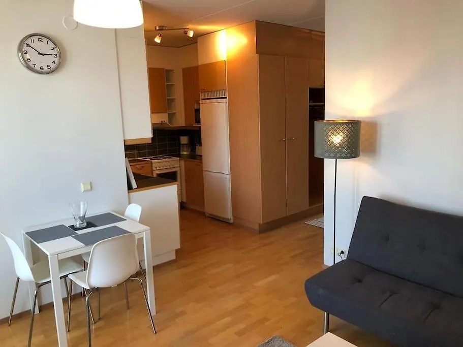Kotimaailma - Kaksio Saunalla Herttoniemessae Apartment Helsinki Finland