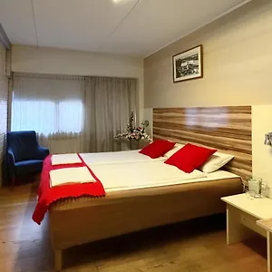 2* Hotell Arkadia &